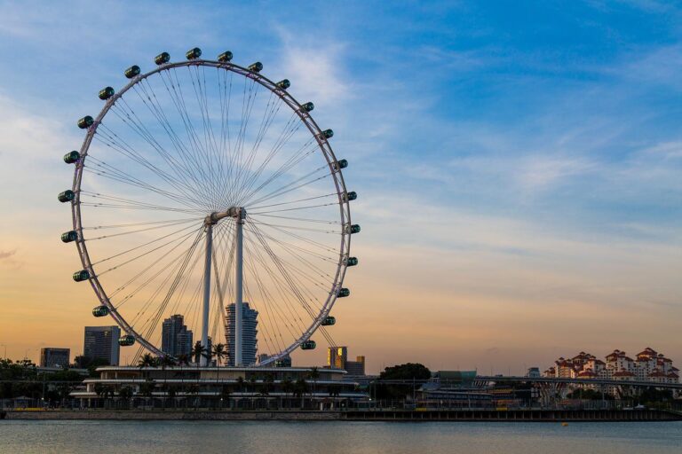 singapore, ferris wheel, round go wheel-2556630.jpg